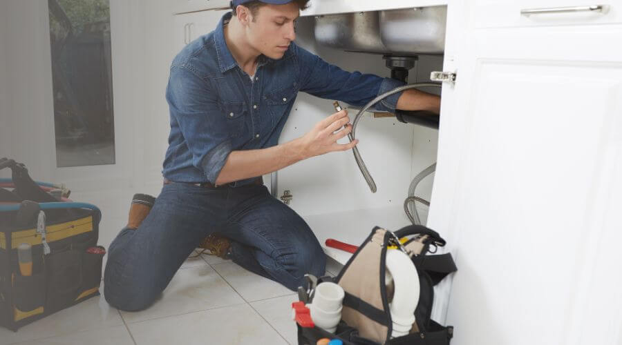 Professional sink repair in Remington, IN